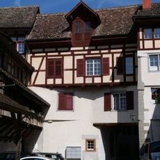 Regenbogen house (Torhaus)