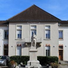 Former town hall of Hautecourt