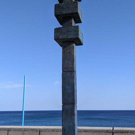 Totem di Carlos Carle