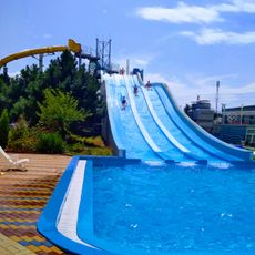 Аквапарк "Лазурный"