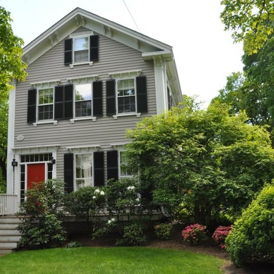 House at 15 Davis Avenue