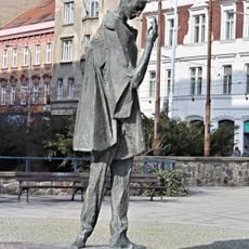 Statue of mime artist