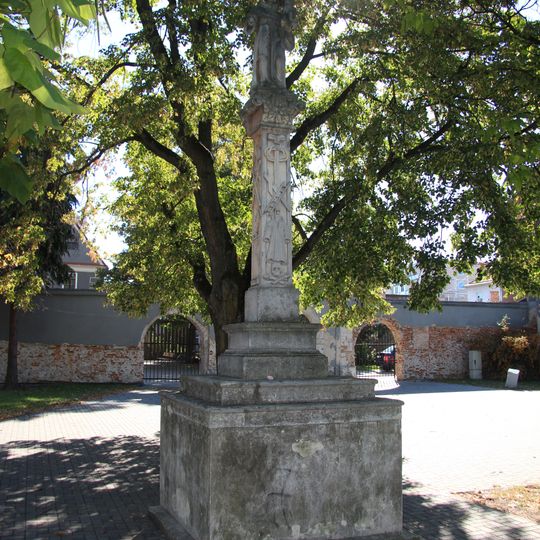 Socha sv. Antona Pad. na stĺpe, stĺp s podstavcom