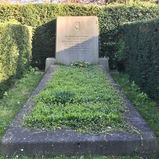 Mass grave for victims of the British mistake bombing of the Bezuidenhout district