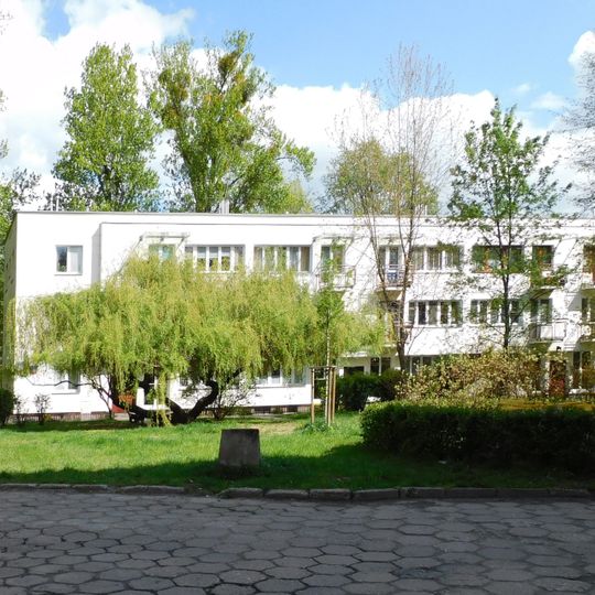 Blok przy ulicy Sitnika 2