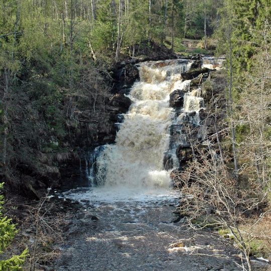 Belye Mosty Waterfall