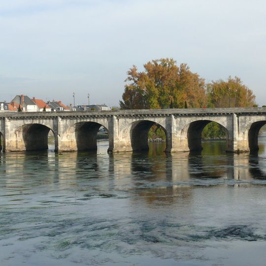 Pont Henri-IV, Châtellerault