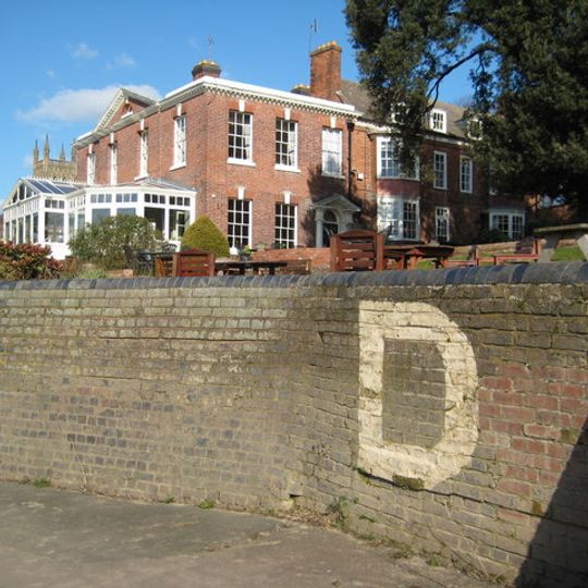 Diglis Hotel