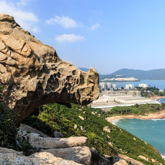 犀牛石 Rhino Rock