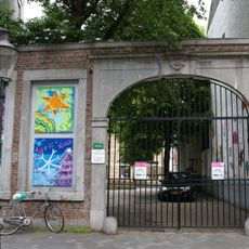 Facade with gate Rechtstraat 7A, Maastricht