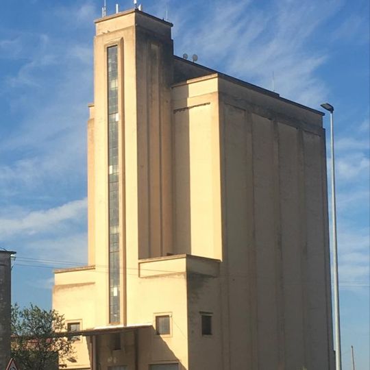 Silo of Corella