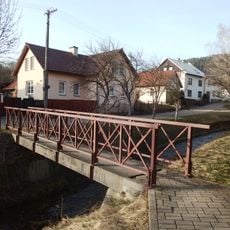 Lávka přes Pozlovický potok v Pozlovicích u ulice Pod Větrníkem