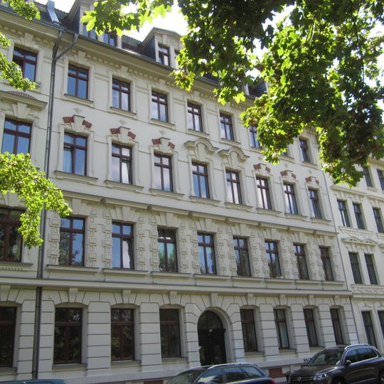 Mietshaus Elsastraße 10