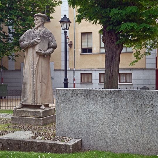 Monument to Andrés Laguna, Segovia