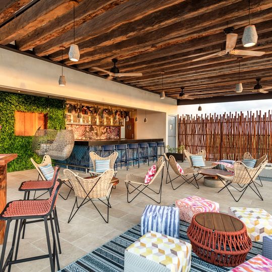 Ático Rooftop Bar & Lounge