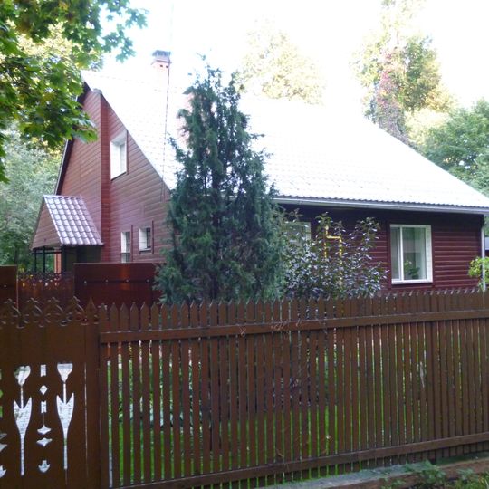 Улица Брюллова 4