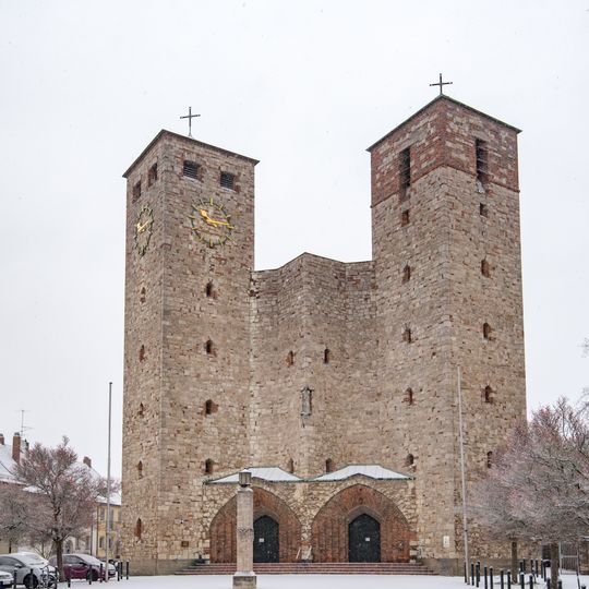 Katholische Pfarrkirche St. Heinrich