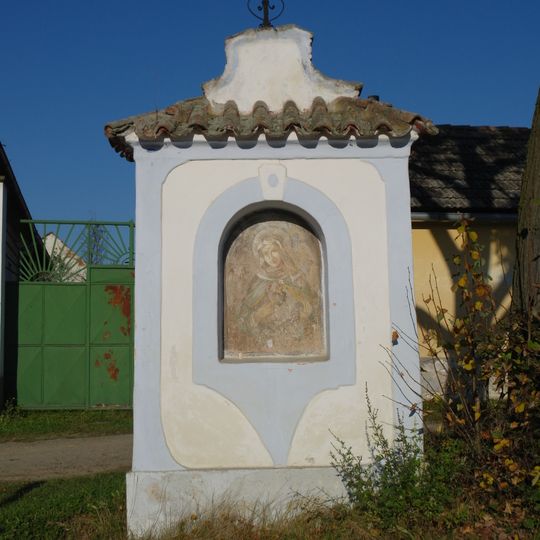 Výklenková kaplička Panny Marie