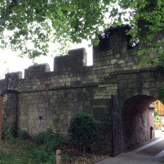 City Wall From Lendal Hill House To The Lodge, Museum Gardens