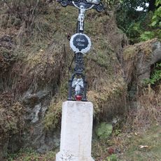 Kříž na východním okraji Rohů