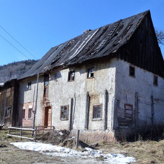 Grzmiaca, Wiejska 50