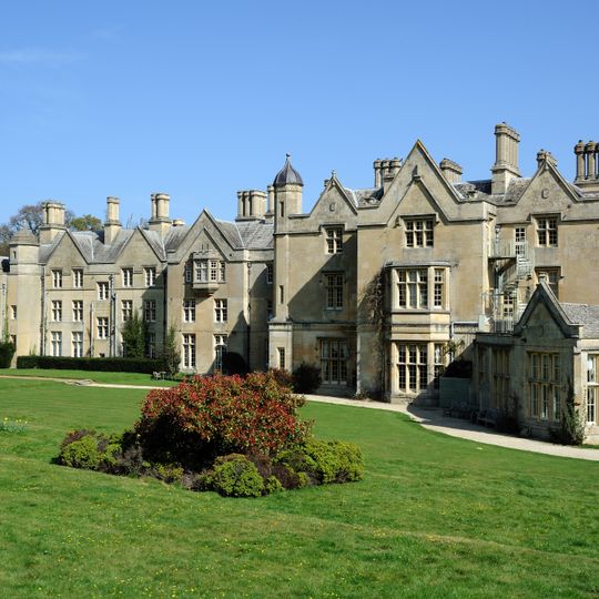 Dumbleton Hall