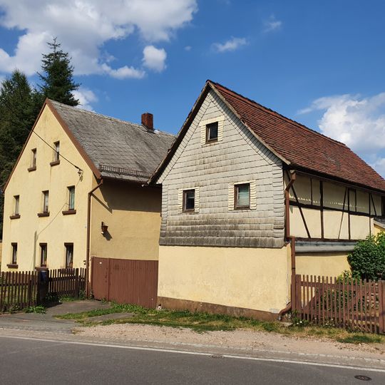 Dorfstraße 142, Werdau