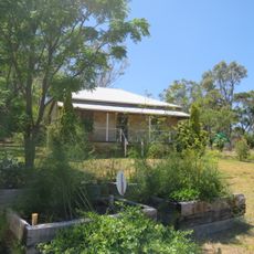 Sloans Cottage, Leda