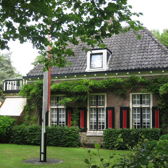 Dienstwoning