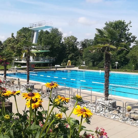 Aqua-sole Freibad auf der Mondseeinsel