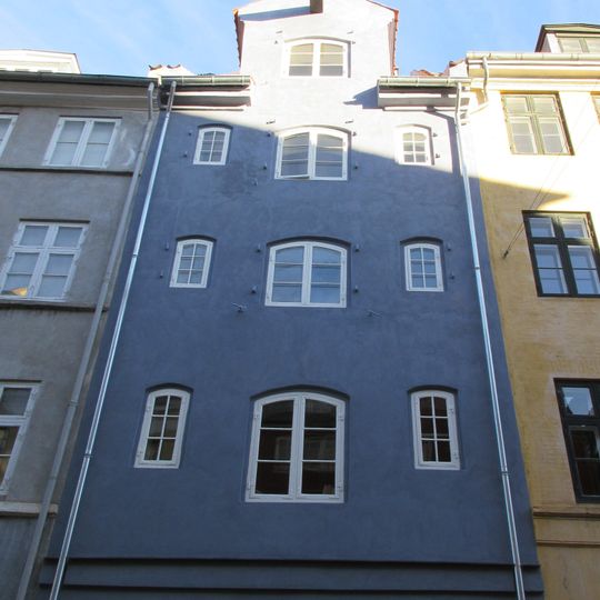 Knabrostræde 23