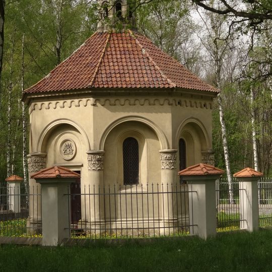 Tomb of the House of Thun-Hohenstein in Liblice