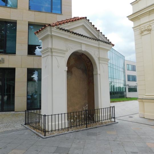 Západní výklenková kaplička na Karmeli v Mladé Boleslavi