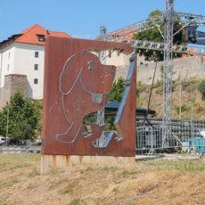 Sculpture of Maxipes Fík