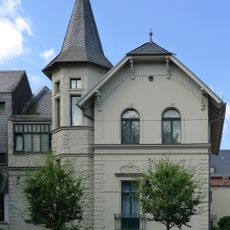 Moltkestraße 4