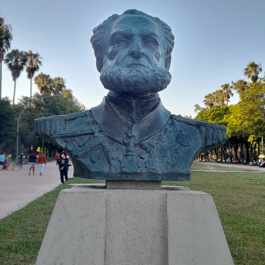 Busto do almirante Tamandaré