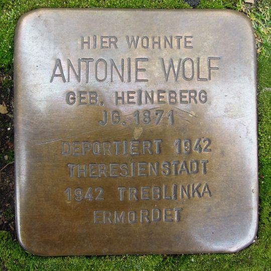 Stolperstein à la mémoire d’Antonie Wolf