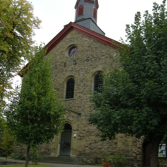 Katholische Pfarrkirche St. Philipp und Jakob