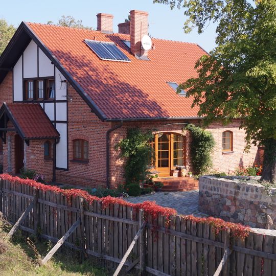 Budynek gospodarczy III