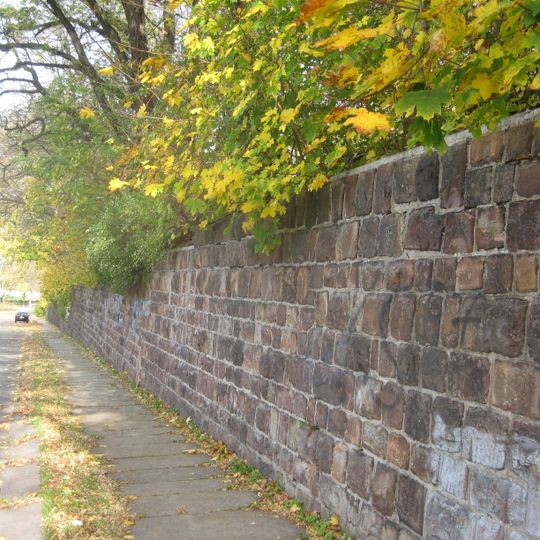 Einfriedungsmauer Reineckerstraße 3