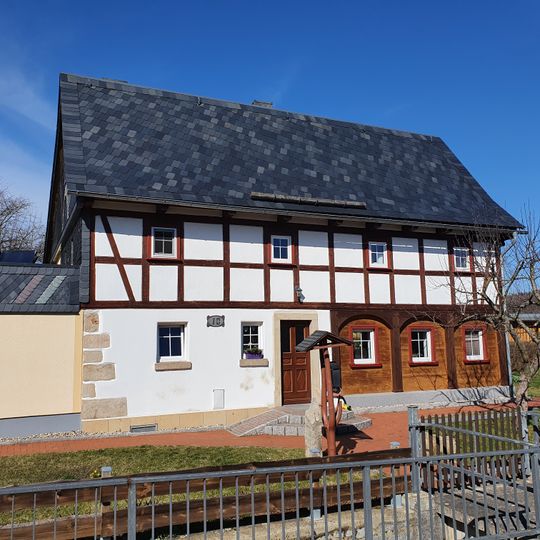 Obere Dorfstraße 10