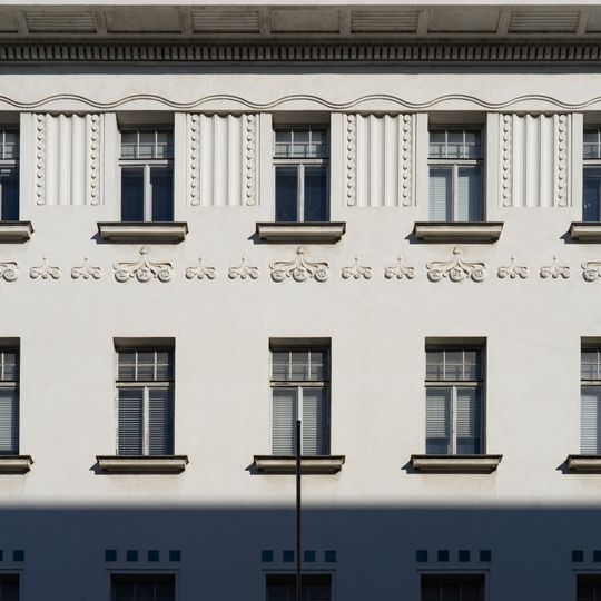 Post- und Telegraphenamt 1100