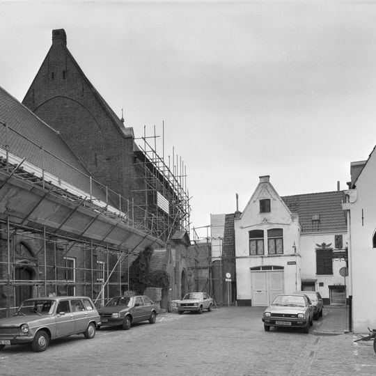 Begijnhof 24, Haarlem