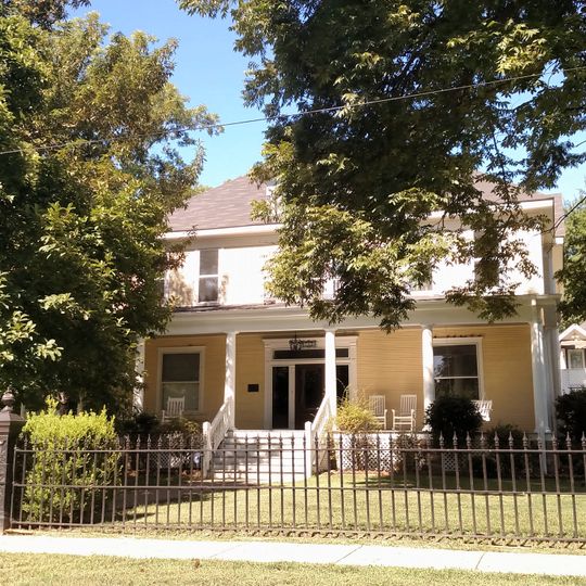 Bedford Brown Bethell House