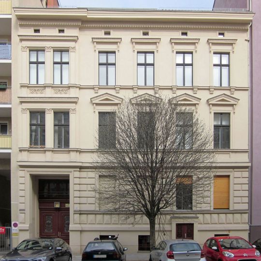 Mietshaus Rheinsberger Straße 73