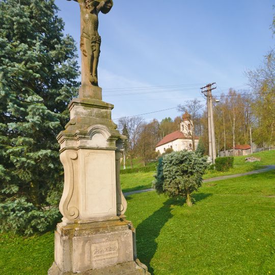 Kříž v Domašově nad Bystřicí na náměstí