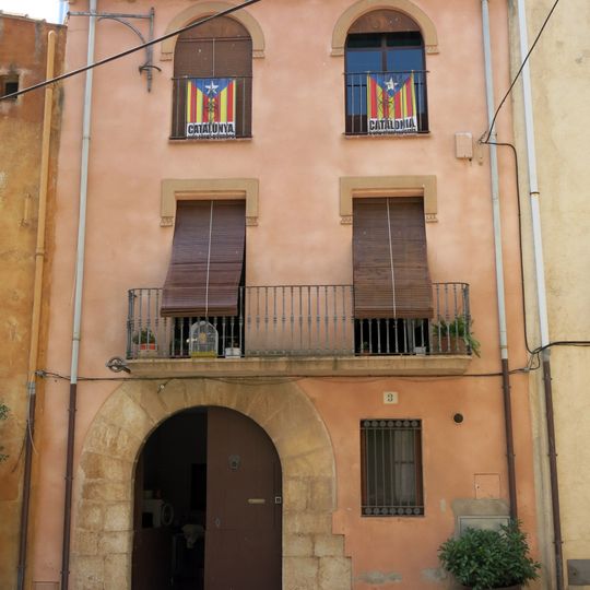 House in carrer Vilella, 3