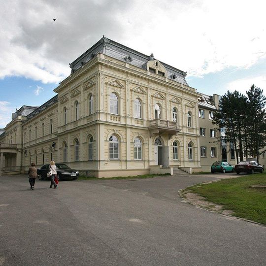 Łazienki - pawilon nr 4