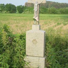 Kříž u Račerovic