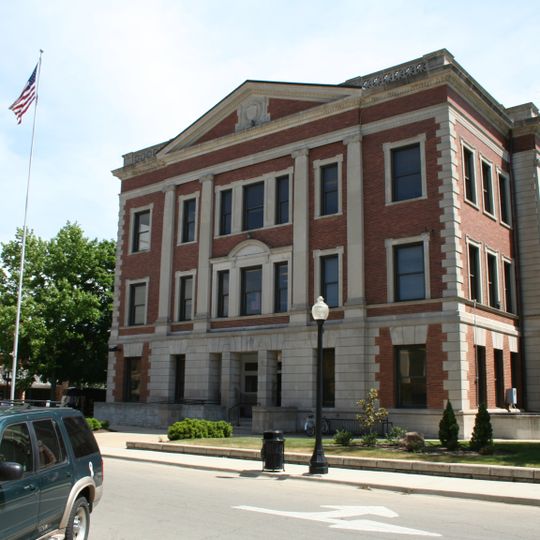 Monticello Courthouse Square Historic District